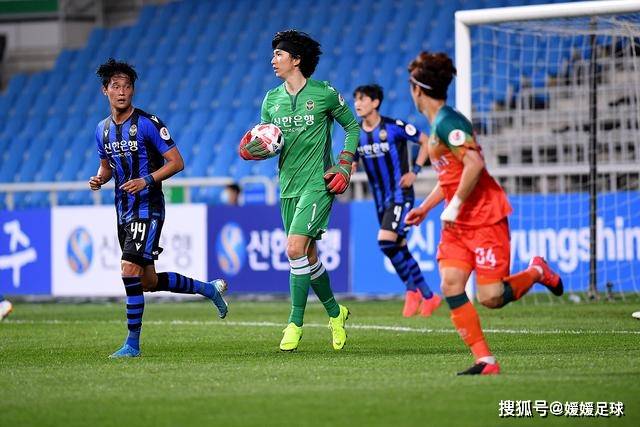 女篮的未来之星：韩旭引领中国跻身八强